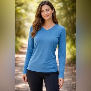 Patagonia Women’s Capilene Blend Shirt - Size Medium